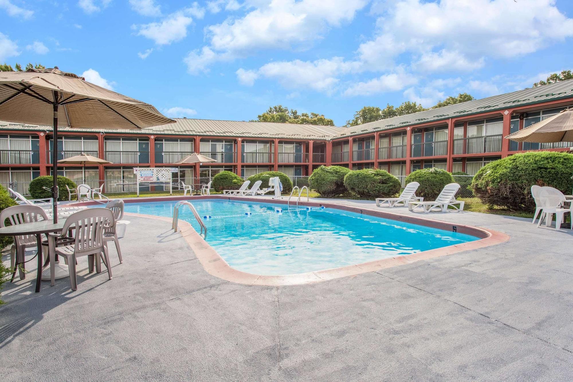 Americas Best Value Inn St. Joseph At I-29 Eksteriør billede