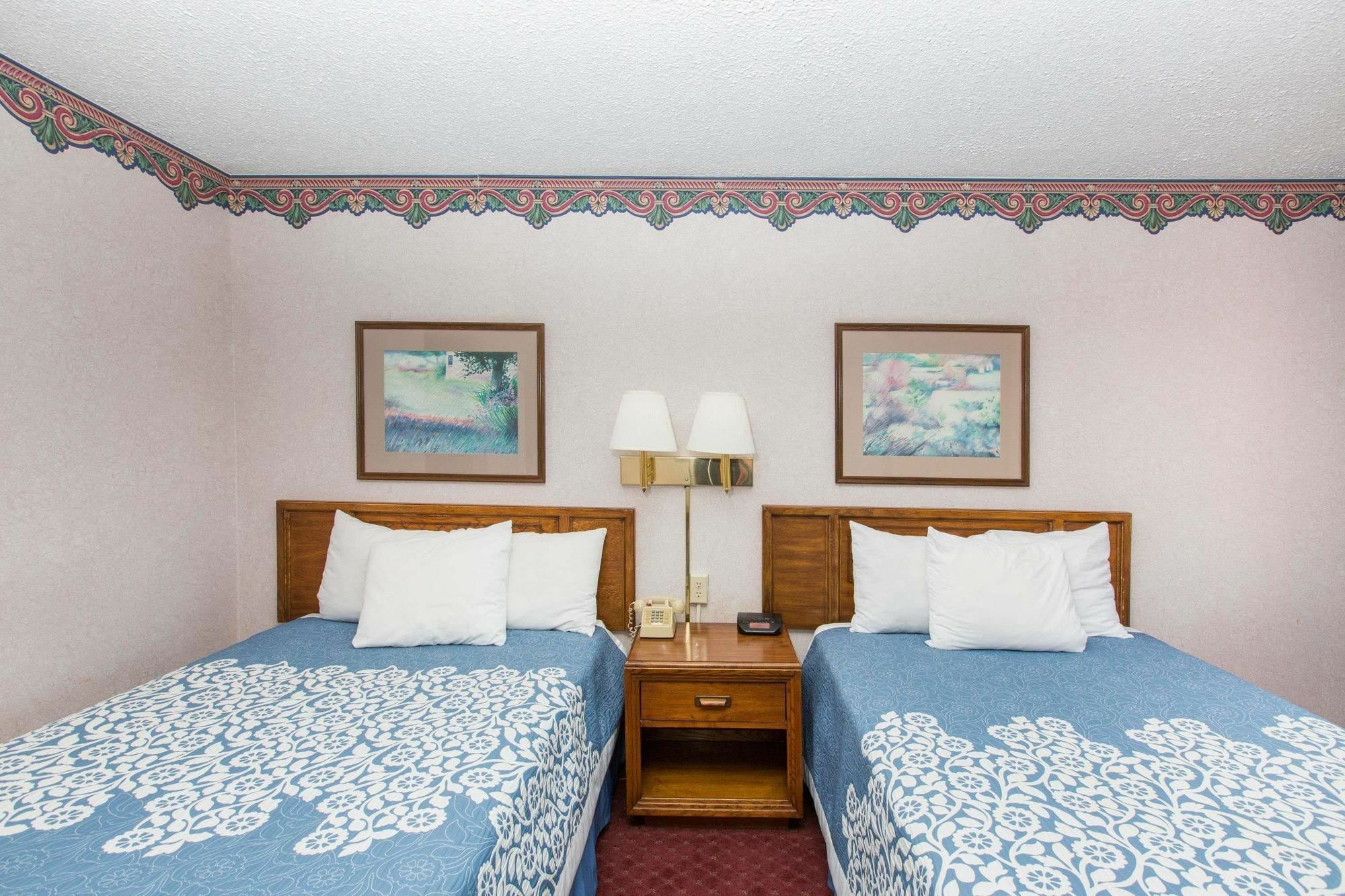 Americas Best Value Inn St. Joseph At I-29 Eksteriør billede