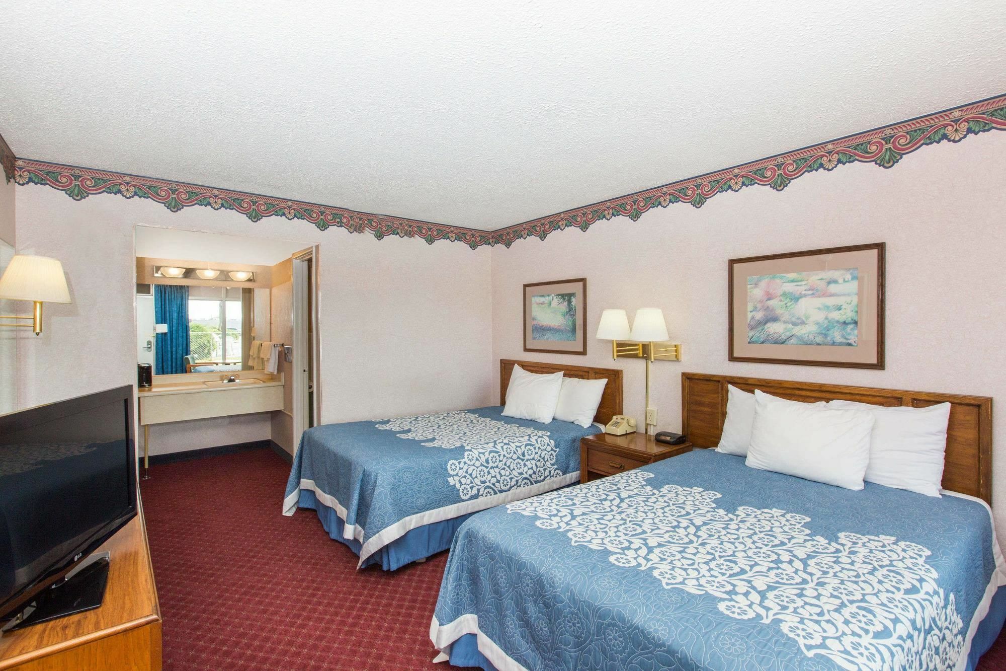 Americas Best Value Inn St. Joseph At I-29 Eksteriør billede