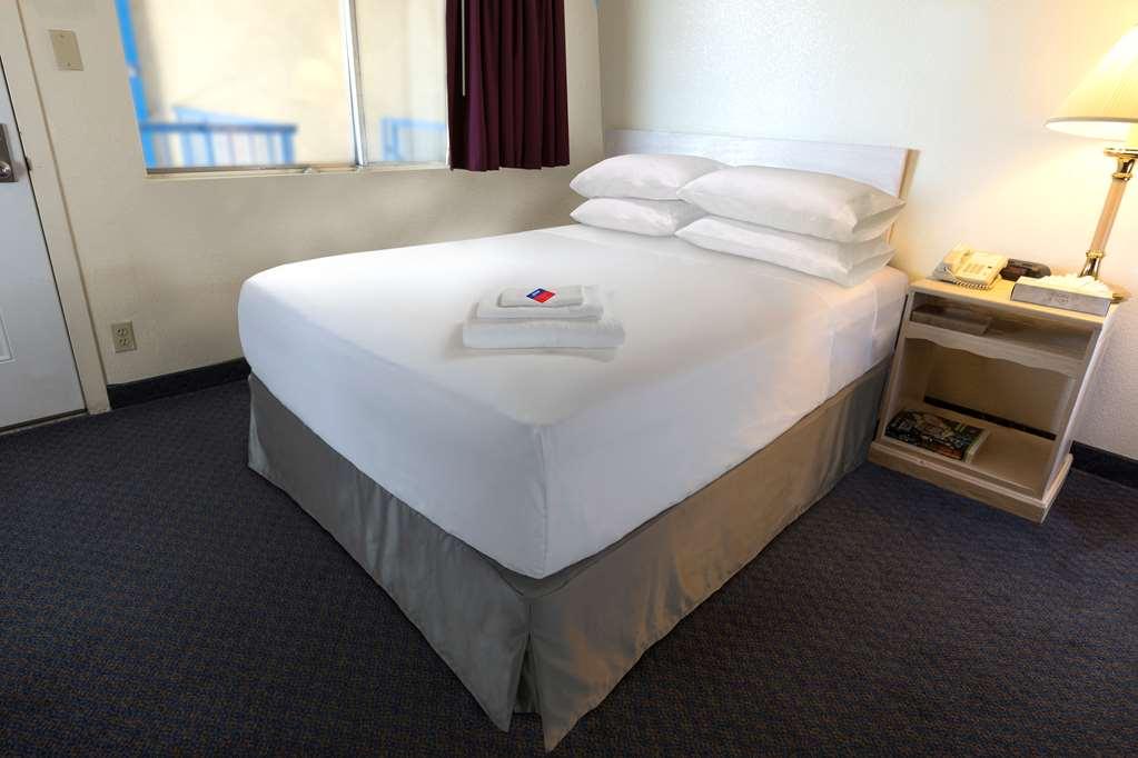 Americas Best Value Inn St. Joseph At I-29 Eksteriør billede